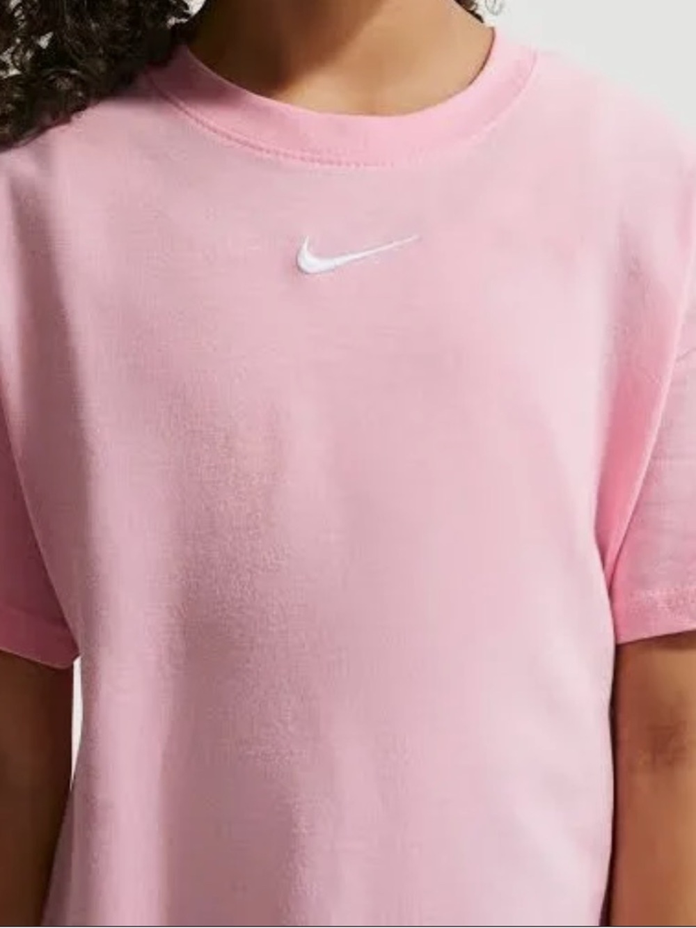 BNWT Nike Girls' Sportswear Essential T-Shirt SIZE LARGE in Medium Soft Pink
